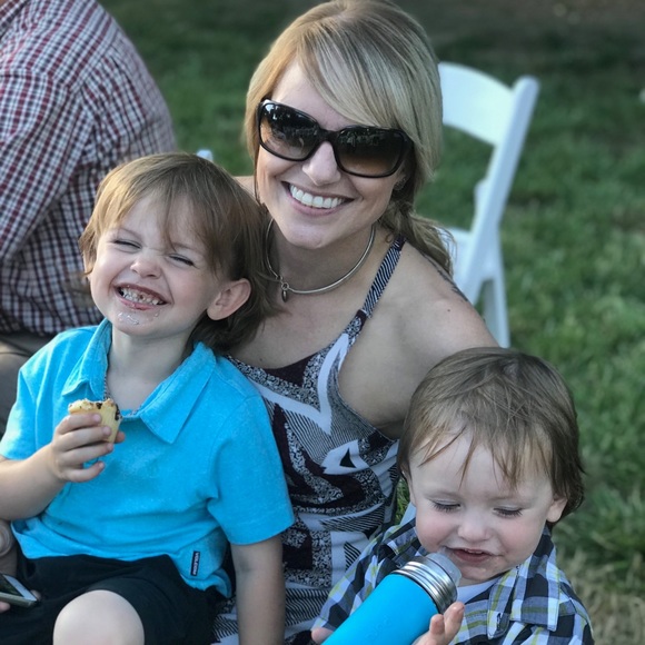 Meet your Posher, Lisa - Picture 13 of 13